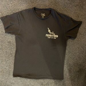 Men’s Fresh Vibes Fire Tee